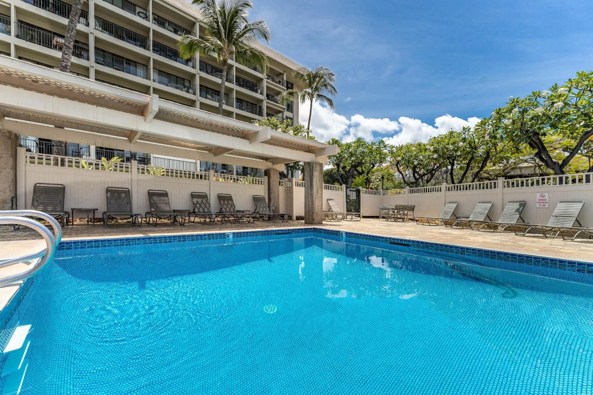 Апартаменты Kihei Akahi C-513 Уэйлея Экстерьер фото