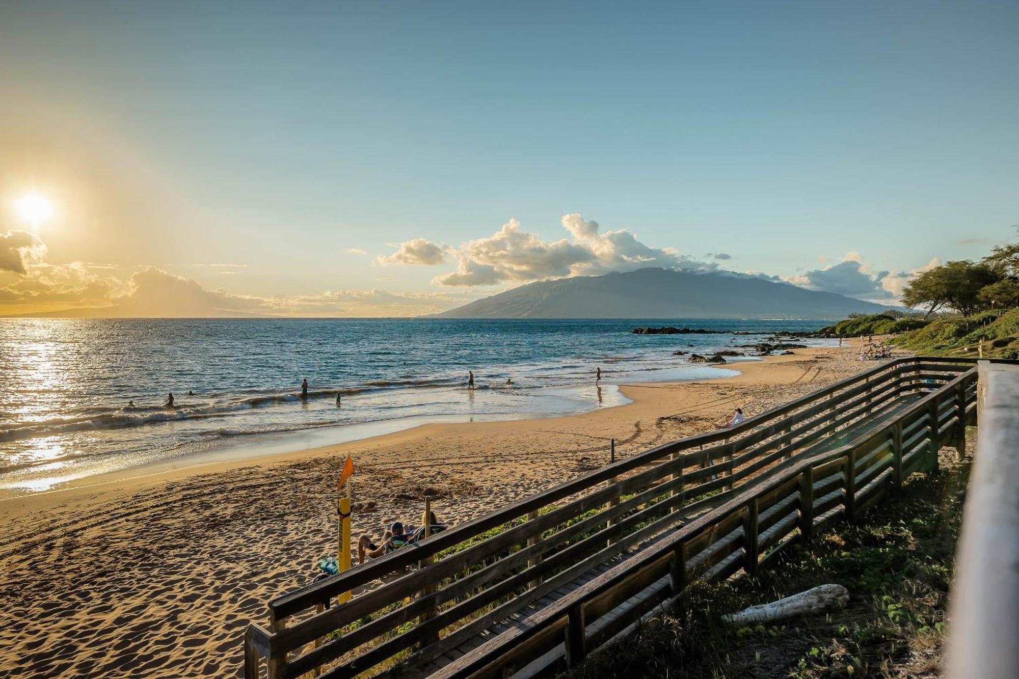 Апартаменты Kihei Akahi C-513 Уэйлея Экстерьер фото
